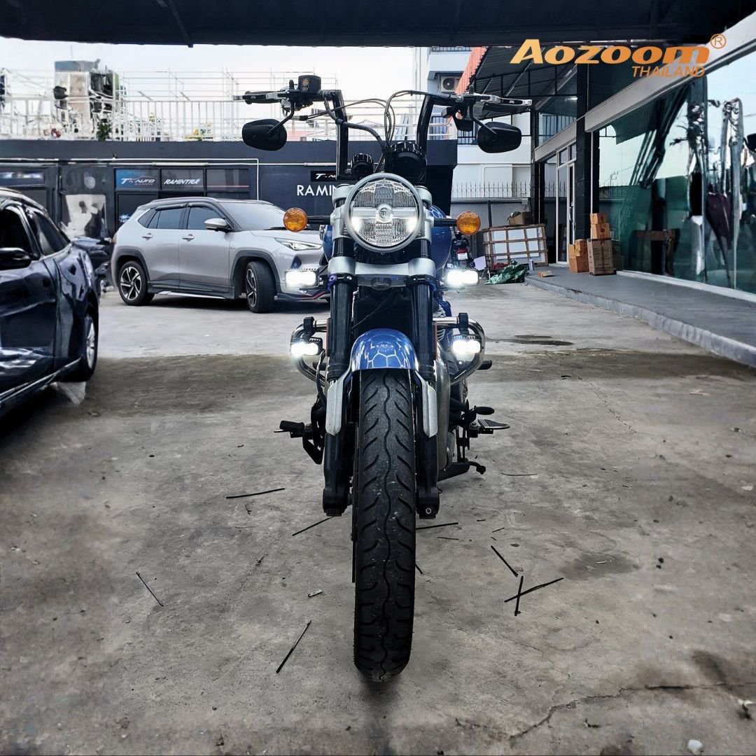 ติดตั้งไฟเสริม Royal Enfield Super Meteor 650 ด้วย Aozoom EX2